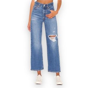 Levi’s Ribcage Straight Ankle Jeans